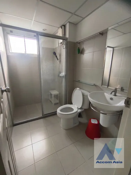 6  1 br Condominium For Sale in Ratchadaphisek ,Bangkok BTS Ekkamai at Supalai Park Ekkamai Thonglor AA39497