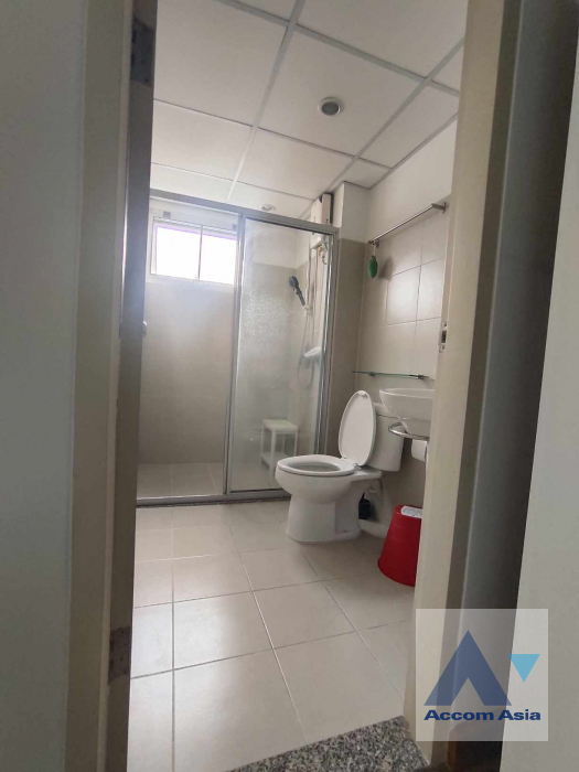 9  1 br Condominium For Sale in Ratchadaphisek ,Bangkok BTS Ekkamai at Supalai Park Ekkamai Thonglor AA39497