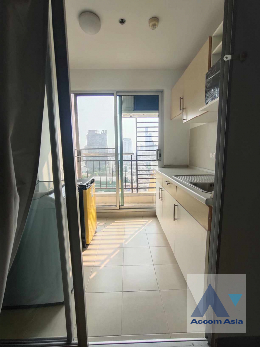 12  1 br Condominium For Sale in Ratchadaphisek ,Bangkok BTS Ekkamai at Supalai Park Ekkamai Thonglor AA39497