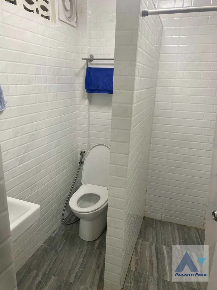  1  3 br Townhouse For Sale in Bang Na ,Bangkok BTS Udomsuk AA39498