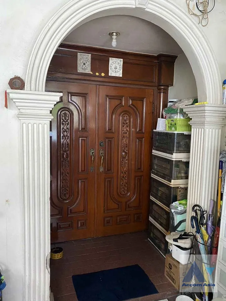 11  3 br Townhouse For Sale in Bang Na ,Bangkok BTS Udomsuk AA39498