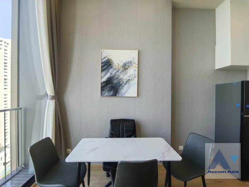 unit 2 Bedrooms  Condominium For Rent in Sukhumvit, Bangkok  near BTS Phrom Phong (AA39518)