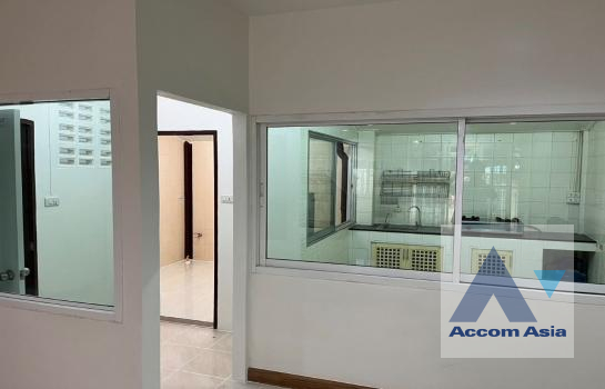 4  3 br Townhouse For Sale in Sukhumvit ,Bangkok  AA39522