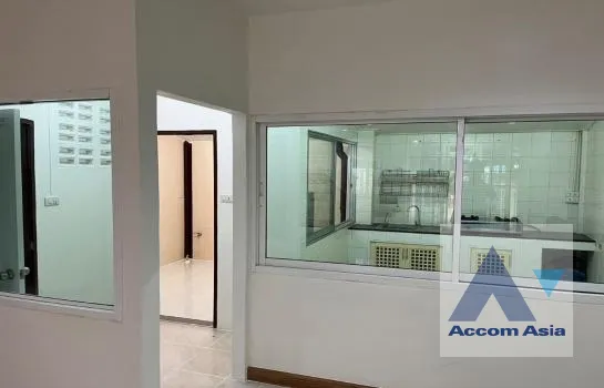 4  3 br Townhouse For Sale in Sukhumvit ,Bangkok  AA39522