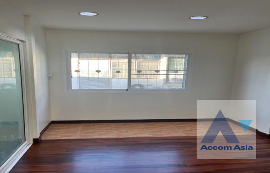 14  3 br Townhouse For Sale in Sukhumvit ,Bangkok  AA39522