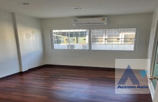17  3 br Townhouse For Sale in Sukhumvit ,Bangkok  AA39522