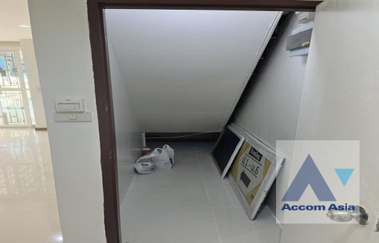 8  3 br Townhouse For Sale in Sukhumvit ,Bangkok  AA39522