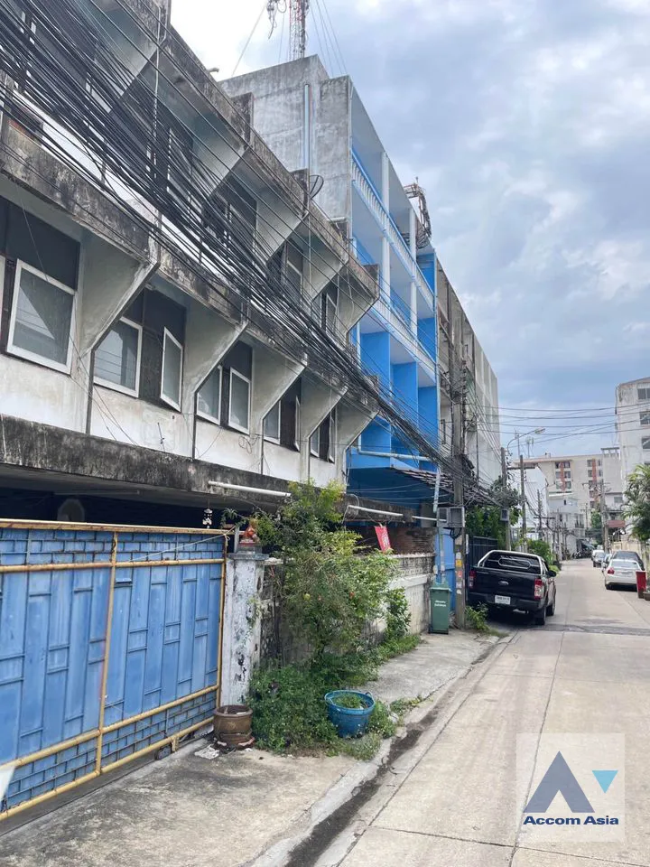 unitDetach house near BTS Onnut only 150M to Onnut Road