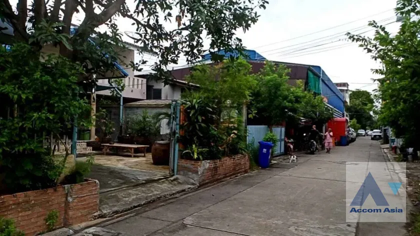 6  3 br House For Sale in Sukhumvit ,Bangkok BTS On Nut AA39524