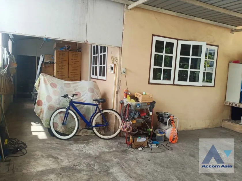 7  3 br House For Sale in Sukhumvit ,Bangkok BTS On Nut AA39524