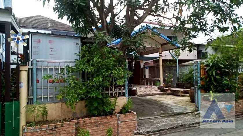 5  3 br House For Sale in Sukhumvit ,Bangkok BTS On Nut AA39524