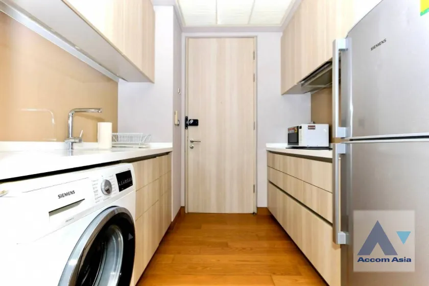 4  2 br Condominium For Rent in Sukhumvit ,Bangkok BTS Phrom Phong at The Lumpini 24 AA39526