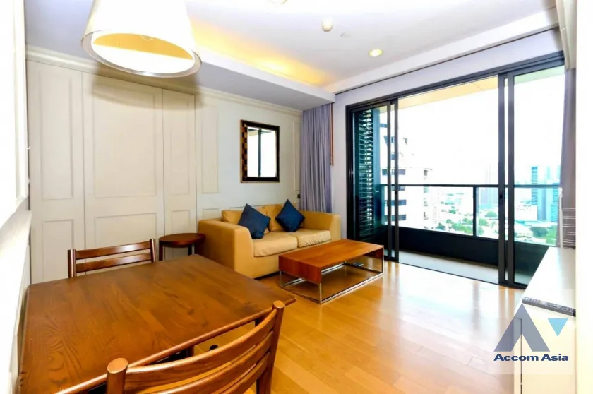 unit 2 Bedrooms  Condominium For Rent in Sukhumvit, Bangkok  near BTS Phrom Phong (AA39526)