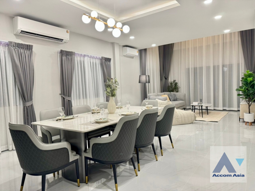  1  4 br House for rent and sale in Samutprakan ,Samutprakan BTS Bang Na at The City Bangna AA39530