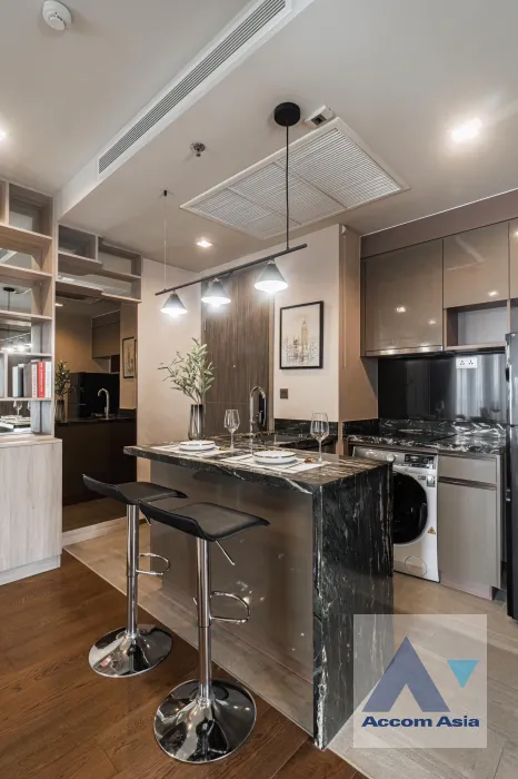 unit 2 Bedrooms  Condominium For Rent in ,   near BTS Victory Monument (AA39542)
