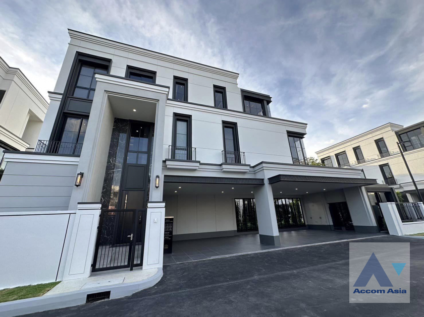  2  5 br House For Sale in Pattanakarn ,Bangkok ARL Ban Thap Chang at Malton Gates - Krungthep Kreetha AA39546