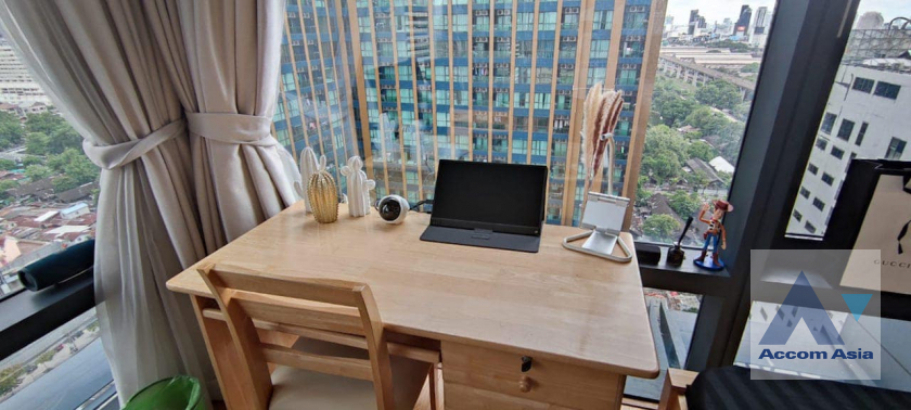 5  2 br Condominium For Rent in New Phetchaburi ,Bangkok MRT Phetchaburi at Circle Condominium AA39547