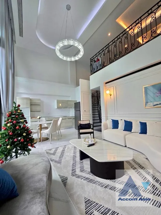 unitHome Office, Private Swimming Pool |  4 Bedrooms  House For Rent & Sale in Sukhumvit, Bangkok  near BTS Ekkamai - BTS Phra khanong (AA39564)