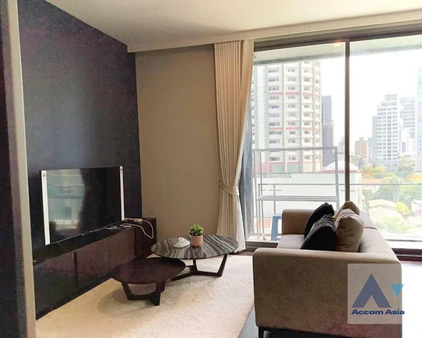Fully Furnished |  LAVIQ Sukhumvit 57 Condominium  2 Bedroom for Rent BTS Phrom Phong in Sukhumvit Bangkok