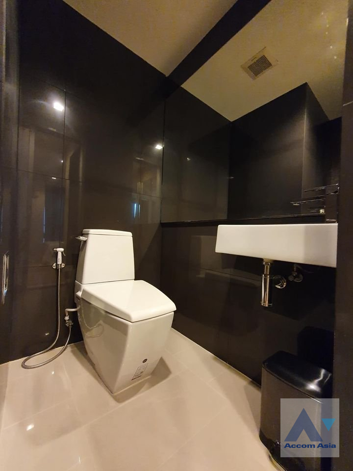 7  1 br Condominium For Rent in Sathorn ,Bangkok BTS Saphan Taksin at RHYTHM Sathorn “The Slow Collection” AA39570