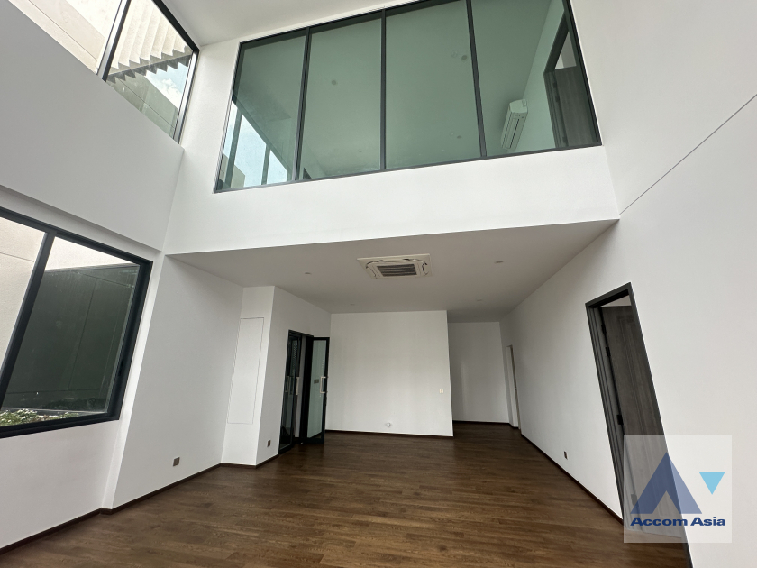  1  5 br House for rent and sale in Phaholyothin ,Bangkok  at Penton Ari-Sutthisan AA39575