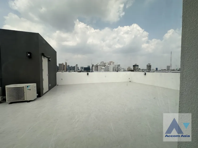 6  5 br House for rent and sale in Phaholyothin ,Bangkok  at Penton Ari-Sutthisan AA39575