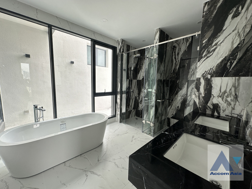 5  5 br House for rent and sale in Phaholyothin ,Bangkok  at Penton Ari-Sutthisan AA39575