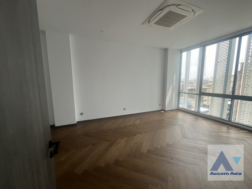 7  5 br House for rent and sale in Phaholyothin ,Bangkok  at Penton Ari-Sutthisan AA39575