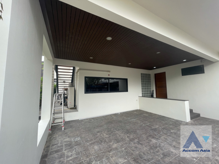 22  4 br House For Sale in Phaholyothin ,Bangkok  AA39581