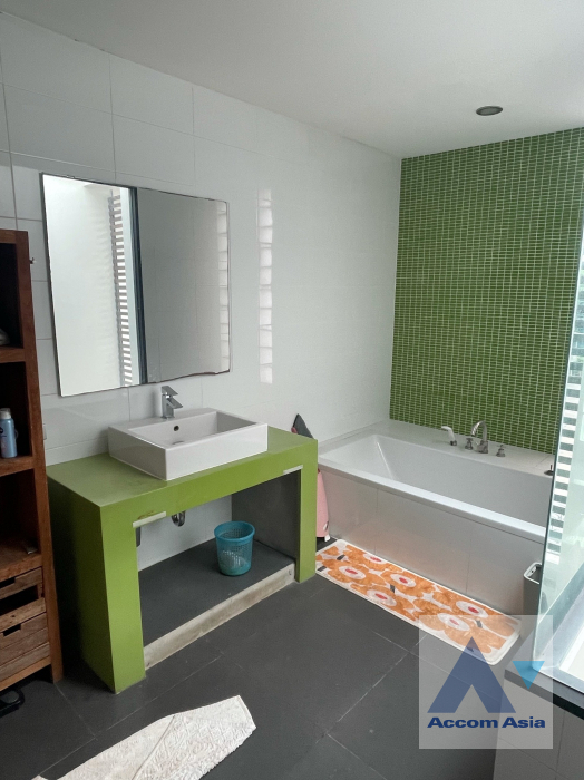 19  4 br House For Sale in Phaholyothin ,Bangkok  AA39581