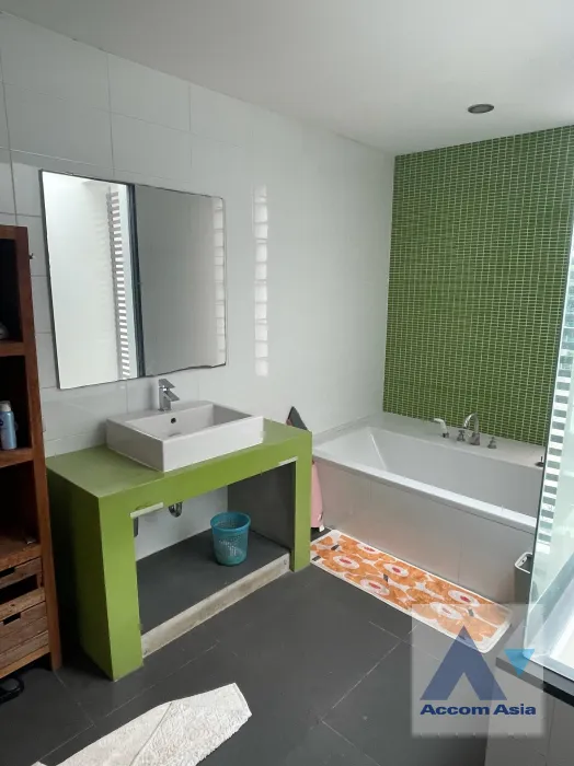 19  4 br House For Sale in Phaholyothin ,Bangkok  AA39581