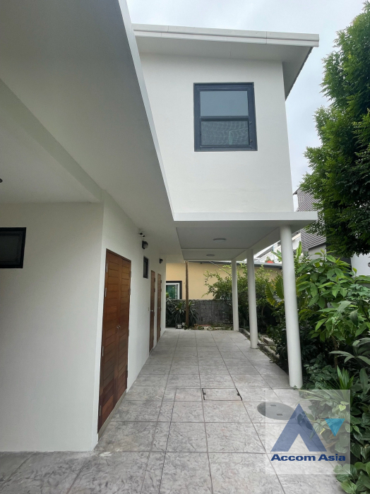 24  4 br House For Sale in Phaholyothin ,Bangkok  AA39581