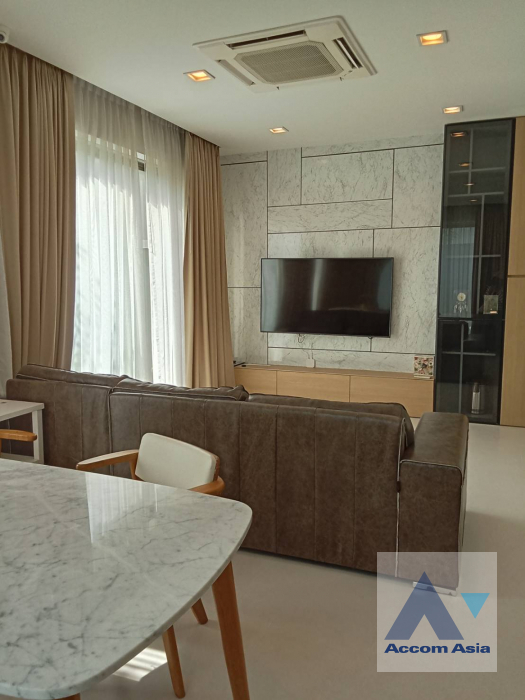  1  3 br House for rent and sale in Ratchadaphisek ,Bangkok  at Private Nirvana Residence North-East AA39600