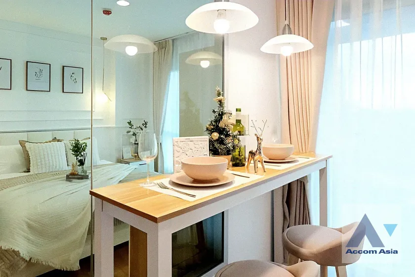 unit 1 Bedroom  Condominium For Sale in Sukhumvit, Bangkok  near BTS Ekkamai (AA39610)