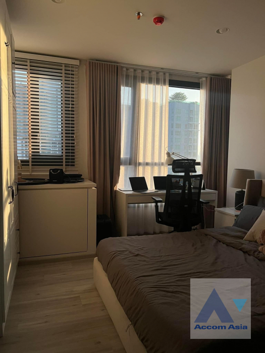 9  1 br Condominium For Sale in Ratchadaphisek ,Bangkok MRT Sutthisan at XT Huaikhwang  AA39612