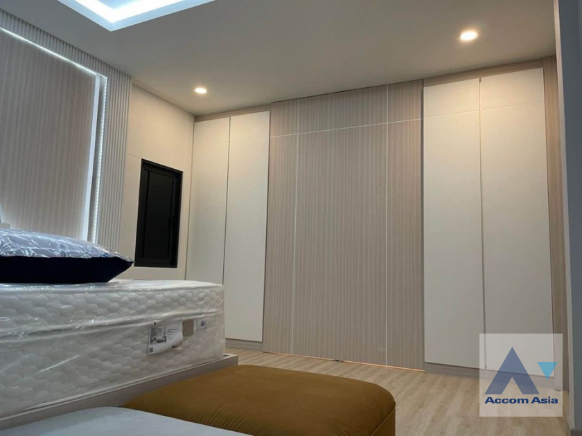 11  4 br House For Sale in Pattanakarn ,Bangkok  at The City Sukhumvit Onnut AA39618