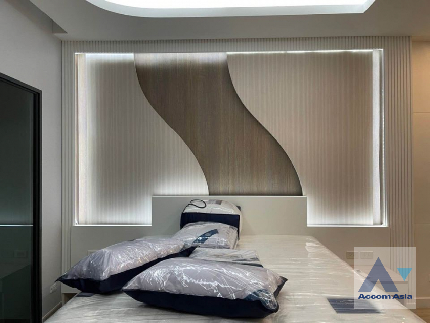 7  4 br House For Sale in Pattanakarn ,Bangkok  at The City Sukhumvit Onnut AA39618