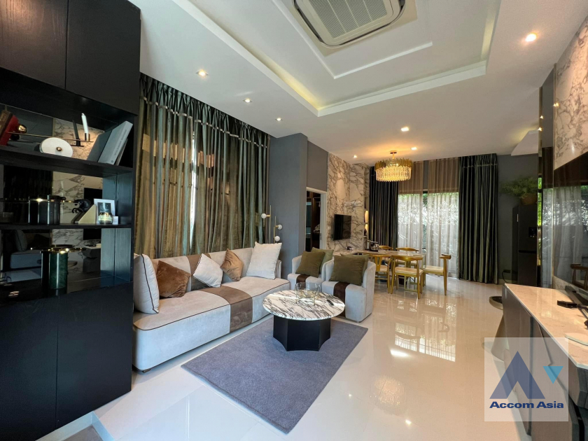  2  4 br House for rent and sale in Latkrabang ,Bangkok  at Bangkok Boulevard Ramintra-Serithai 2 AA39636