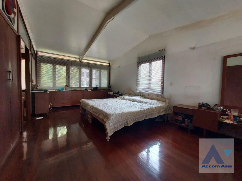 15  5 br House For Rent in Samutprakan ,Samutprakan  AA39638