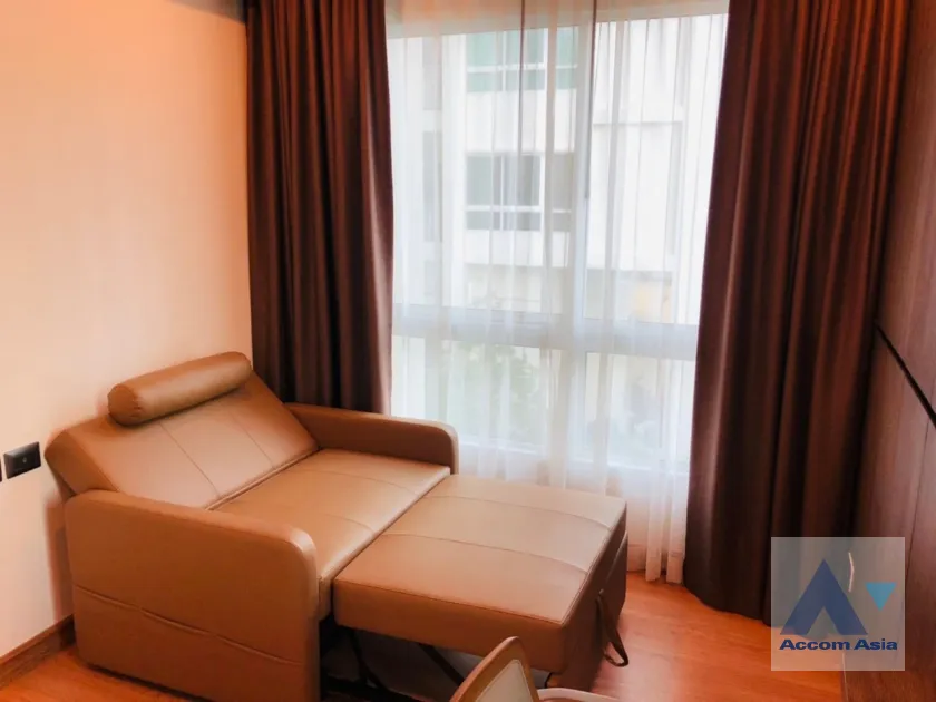 unit 2 Bedrooms  Condominium For Sale in Ratchadaphisek, Bangkok  near MRT Thailand Cultural Center (AA39643)