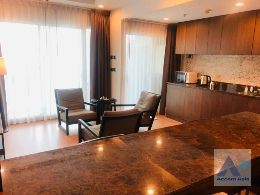 unit 2 Bedrooms  Condominium For Sale in Ratchadaphisek, Bangkok  near MRT Thailand Cultural Center (AA39643)