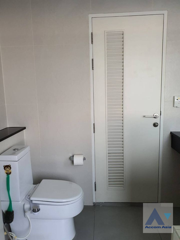 13  2 br Condominium For Sale in Charoen Nakhon ,Bangkok BTS Krung Thon Buri at Urbano Absolute Sathorn AA39665