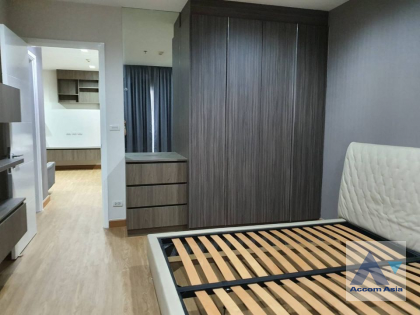 9  2 br Condominium For Sale in Charoen Nakhon ,Bangkok BTS Krung Thon Buri at Urbano Absolute Sathorn AA39665