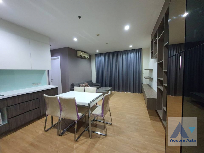  1  2 br Condominium For Sale in Charoen Nakhon ,Bangkok BTS Krung Thon Buri at Urbano Absolute Sathorn AA39665
