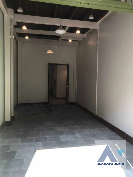 7  Townhouse for rent and sale in Silom ,Bangkok  at Chumchon Luenrit AA39679