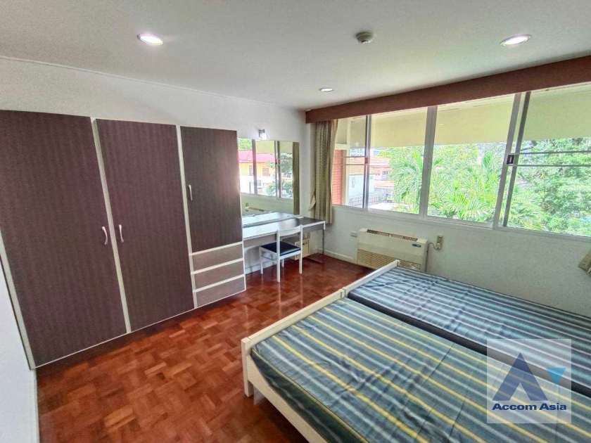 10  2 br Apartment for rent and sale in Sukhumvit ,Bangkok BTS Asok - MRT Phetchaburi at Greenery garden and privacy AA39681