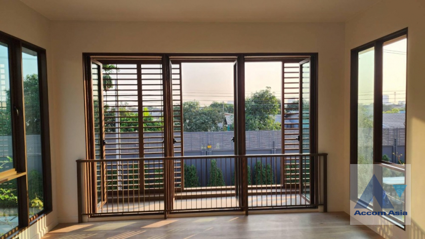 4  4 br House For Sale in Ramkhamhaeng ,Bangkok  at Burasiri Krungthep Kreetha AA39716