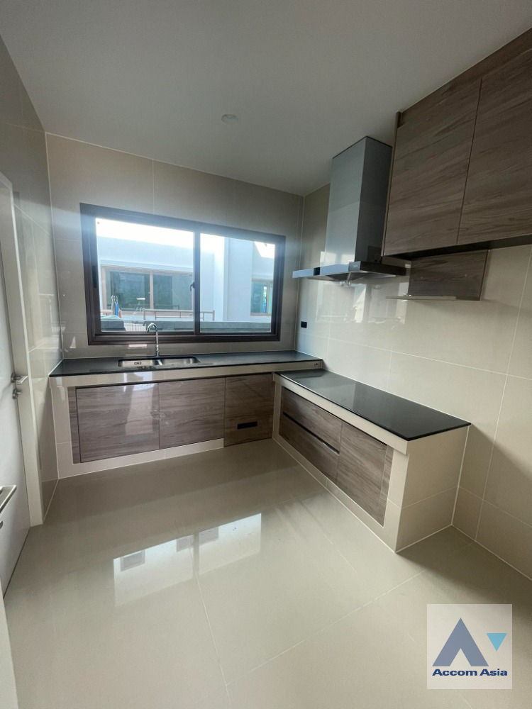 5  4 br House For Sale in Ramkhamhaeng ,Bangkok  at Burasiri Krungthep Kreetha AA39716