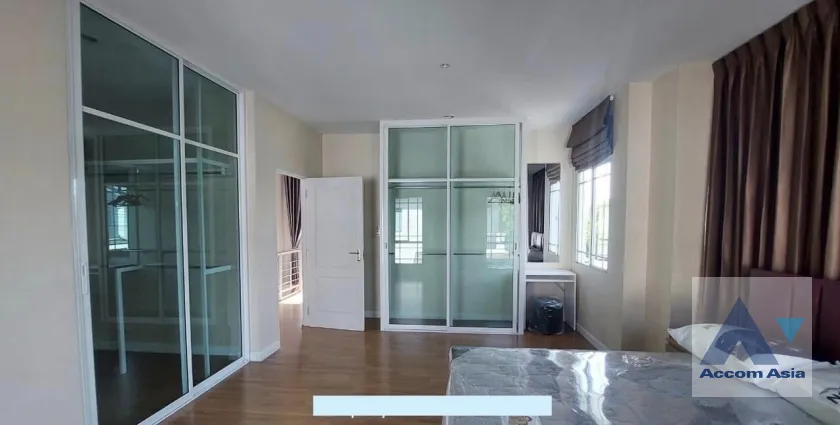  1  4 br House for rent and sale in Pattanakarn ,Bangkok ARL Ban Thap Chang at Manthana Onnut Wongwan 2 AA39718