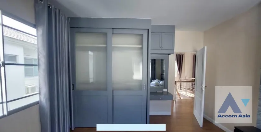 10  4 br House for rent and sale in Pattanakarn ,Bangkok ARL Ban Thap Chang at Manthana Onnut Wongwan 2 AA39718